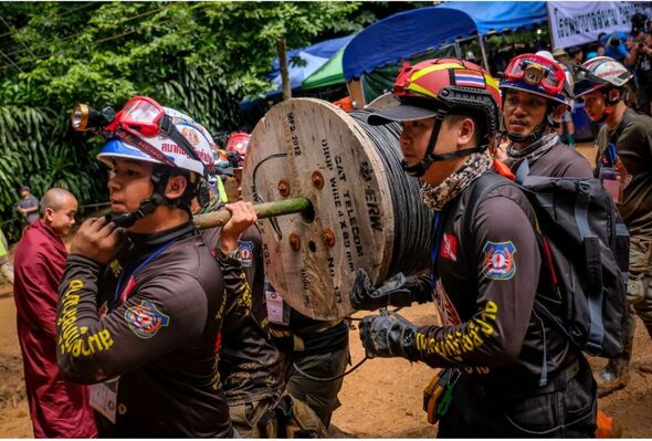 Sauvetage de la grotte thaïlandaise
