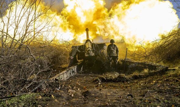 Si la Grande-Bretagne devait envoyer sa production annuelle d'obus d'artillerie lourde de 155 mm en Ukraine, cela ne suffirait que pour une seule journée.
