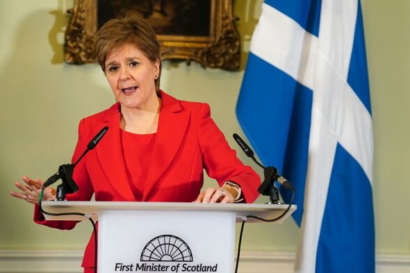 Le ministre Nicola Sturgeon démissionne de son poste de premier ministre écossais