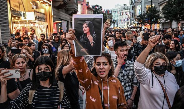 Les Iraniens étaient en colère après la mort d'Amini