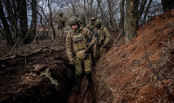 L'Ukraine défend Bakhmut