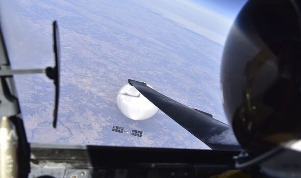 Le ballon espion chinois photographié par un pilote de U2.