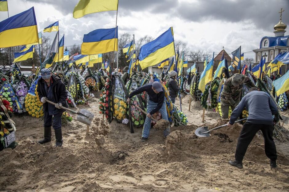 Cérémonie funéraire d'un soldat ukrainien à Kiev