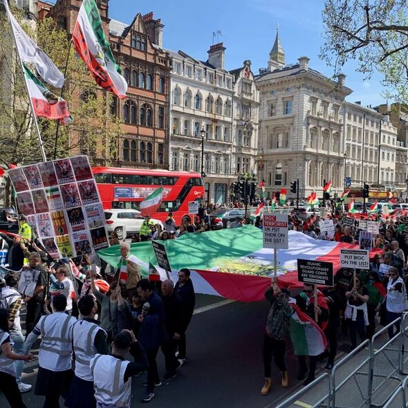 Manifestation du CGRI à Whitehall