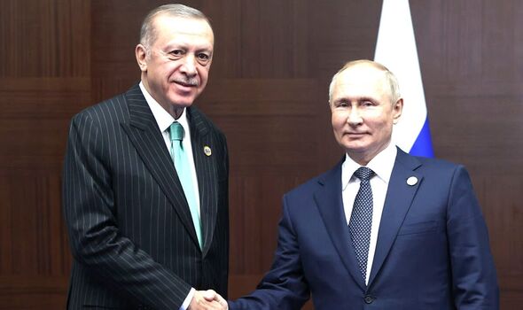 Erdogan rencontre Vladimir Poutine en marge d'un sommet régional au Kazakhstan en octobre dernier